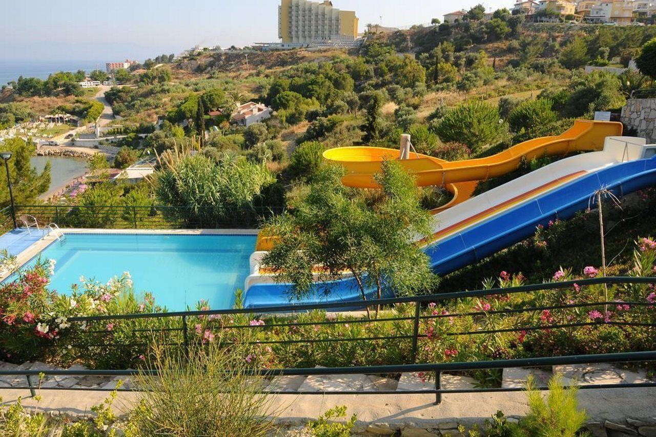 Sealight Resort Hotel Kusadasi Exterior foto